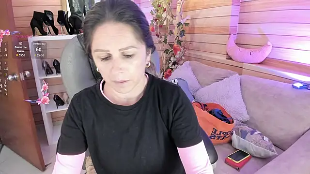 Victoria collins 1 online show from 06.07.26