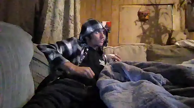 luke thighwalker2469 online show from 12.17.24