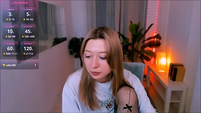 SaintGirl online show from 03.09.25