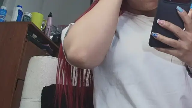 Snapshot of Maylin_2024 chatting on 11.26.25 Maylin 2024 online show from 11.26.25