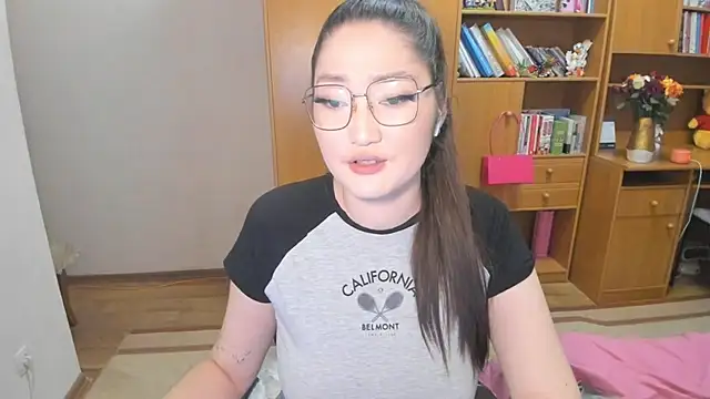 Snapshot of nliki4506 chatting on 02.21.25 nliki4506 online show from 02.21.25