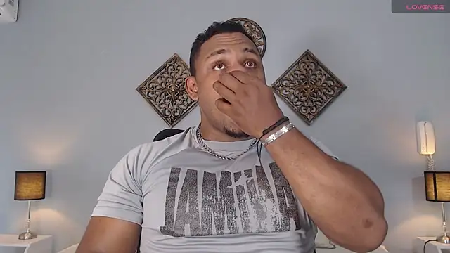 Snapshot of JhonBlacke chatting on 01.14.25 JhonBlacke online show from 01.14.25