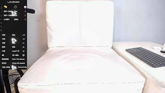 Snapshot of JhonBlacke chatting on 02.12.25 JhonBlacke online show from 02.12.25