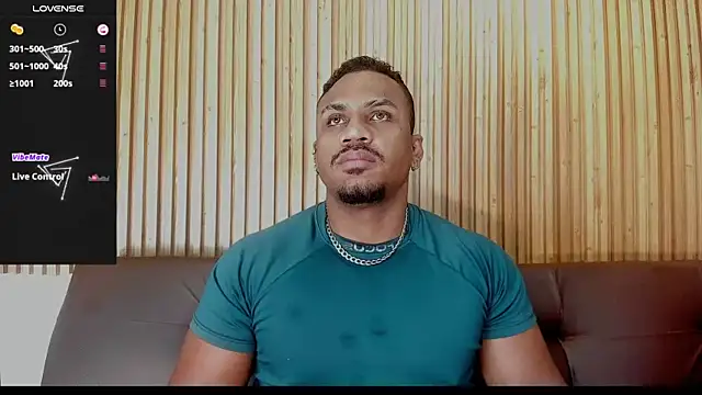 Snapshot of JhonBlacke chatting on 03.19.25 JhonBlacke online show from 03.19.25