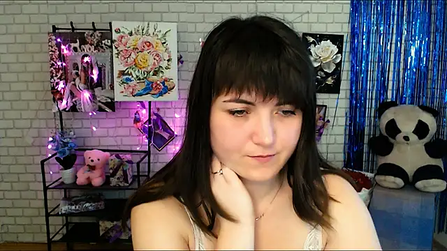 Darina M  online show from 02.25.25