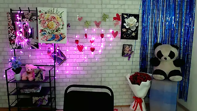 Darina M  online show from 03.13.25