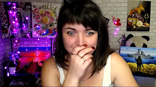 Darina M  online show from 10.12.25