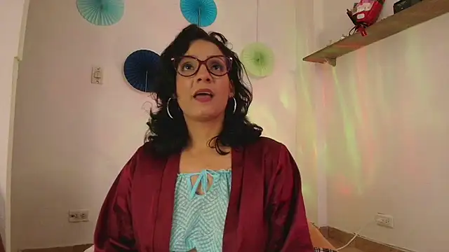 Snapshot of Elliee_ chatting on 03.13.25 Elliee online show from 03.13.25