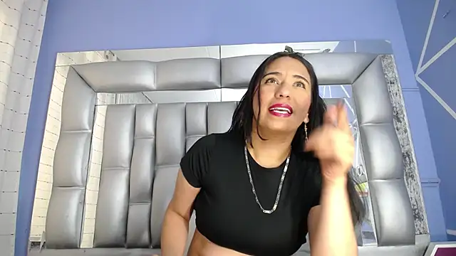 Snapshot of angelina_ny chatting on 02.03.25 angelina ny online show from 02.03.25