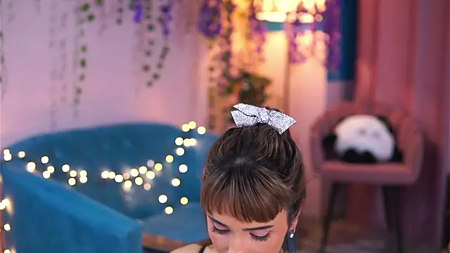 TheAyana online show from 03.02.25