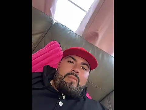 Lucrecio19 online show from 04.26.26