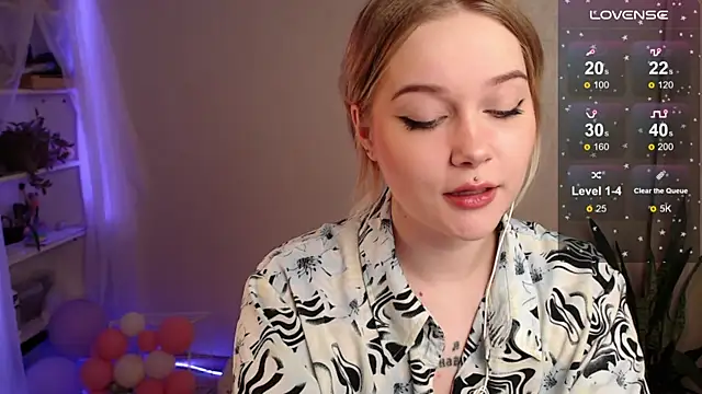 Snapshot of 0urAlexa chatting on 12.25.24 0urAlexa online show from 12.25.24