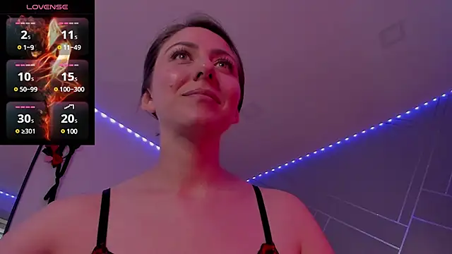 Ich Bin Julia online show from 12.23.24