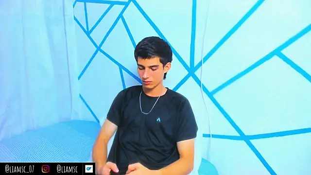 liam scott77 online show from 09.26.25