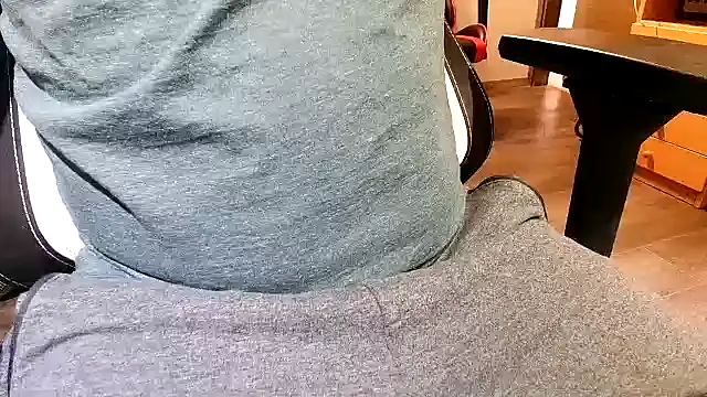 Snapshot of RandomGT chatting on 03.19.25 RandomGT online show from 03.19.25