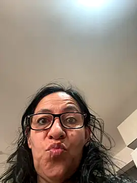 Freya Artemisa online show from 12.08.24