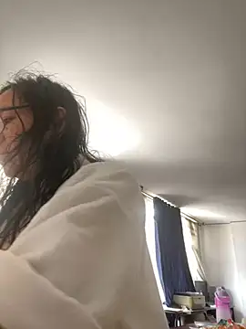 Freya Artemisa online show from 12.09.24