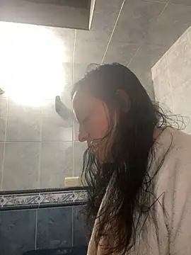 Freya Artemisa online show from 12.12.24