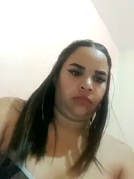 Snapshot of atennea chatting on 03.23.25 atennea online show from 03.23.25