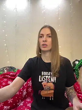 Snapshot of RachelBelI chatting on 12.27.24 RachelBelI online show from 12.27.24