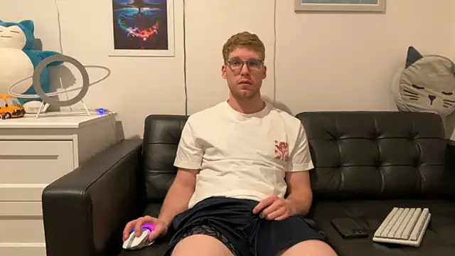 BlueEyedTallGuy94 online show from 12.17.24