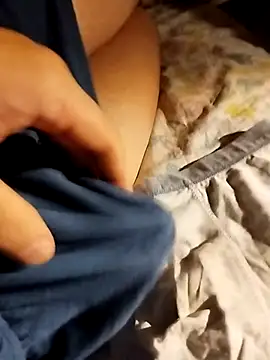 Snapshot of Grig1982 chatting on 10.29.25 Grig1982 online show from 10.29.25