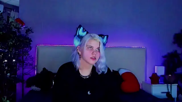 JoannLowe online show from 01.07.25