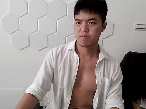 Snapshot of TheDarkPrix chatting on 10.07.25 TheDarkPrix online show from 10.07.25