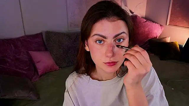 Snapshot of tomorrows_day chatting on 10.20.25 tomorrows day online show from 10.20.25