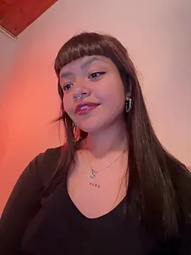 Ashley Chriss online show from 12.31.24