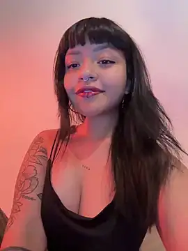 Ashley Chriss online show from 01.24.25