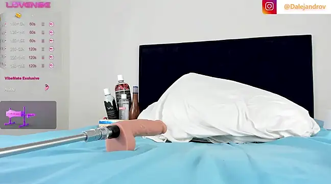 Snapshot of Dalejandr0 chatting on 01.03.25 Dalejandr0 online show from 01.03.25