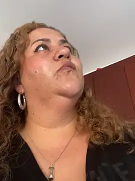 Snapshot of nathylovexx chatting on 02.22.25 nathylovexx online show from 02.22.25