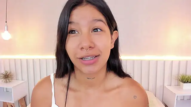 Aida moreno online show from 02.14.25