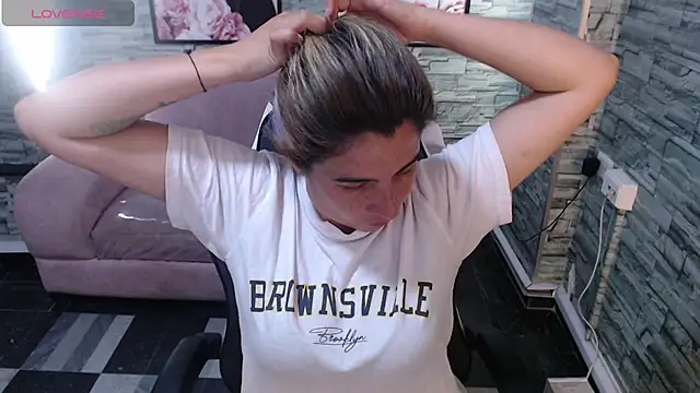 Snapshot of Valerie_b chatting on 02.07.25 Valerie b online show from 02.07.25