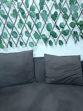 Snapshot of Bold-Cat chatting on 09.21.25 Bold-Cat online show from 09.21.25