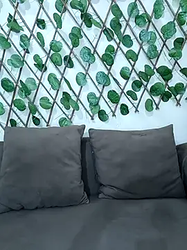 Snapshot of Bold-Cat chatting on 10.03.25 Bold-Cat online show from 10.03.25