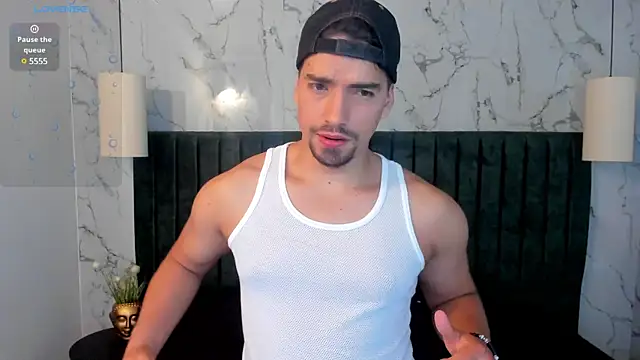 Snapshot of Ian_Daviz chatting on 01.27.25 Ian Daviz online show from 01.27.25