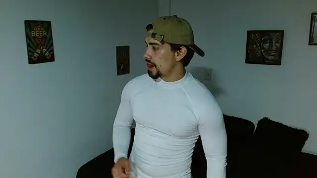 Snapshot of Ian_Daviz chatting on 11.07.25 Ian Daviz online show from 11.07.25