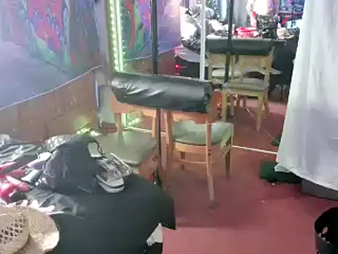 KRYZTALYNXXX online show from 01.01.25