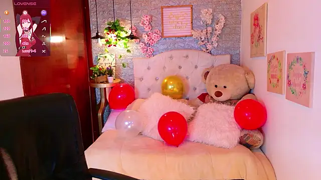 Snapshot of meghan_nill chatting on 02.12.26 meghan nill online show from 02.12.26