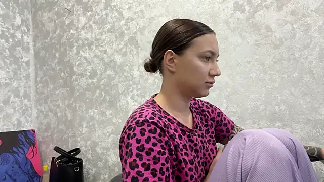 AnneBall online show from 12.12.24