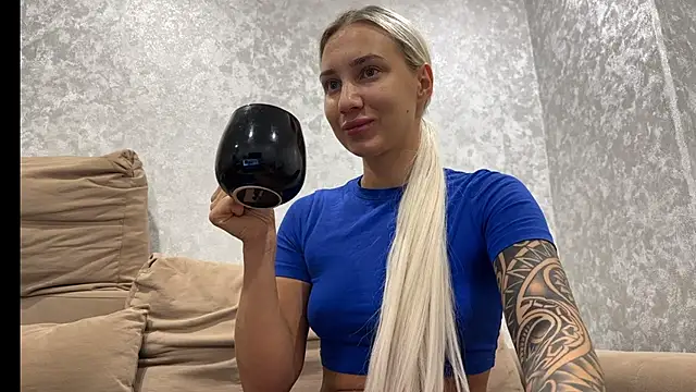 AnneBall online show from 10.17.25