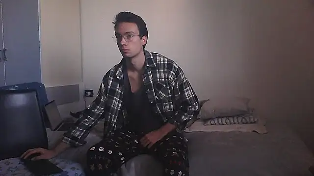 xentetube01 online show from 12.15.25