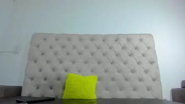 Snapshot of FernandaClar chatting on 03.11.25 FernandaClar online show from 03.11.25