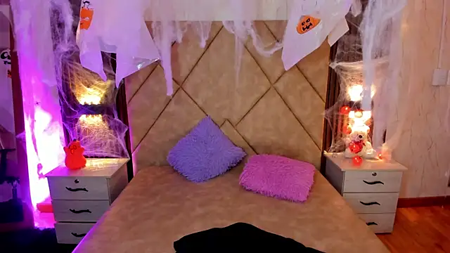 SummersAngel online show from 10.17.25