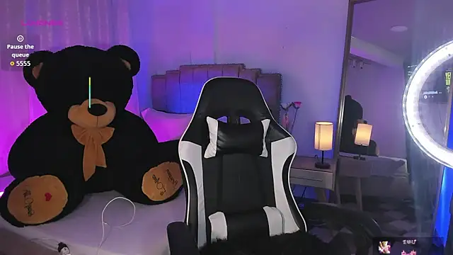 alexia mattel online show from 09.11.25