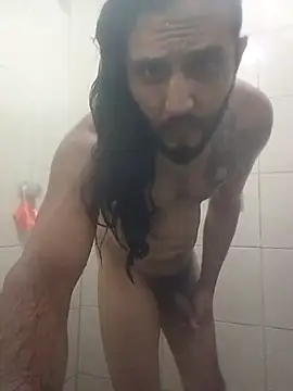 markikijr21 online show from 10.23.25