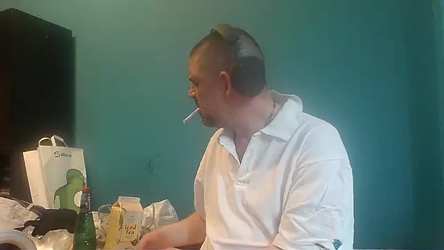 YouWantMe666 online show from 05.20.26