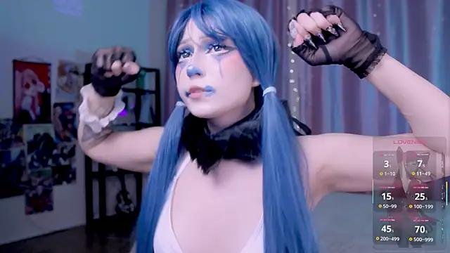 Carolina Leep online show from 09.15.25